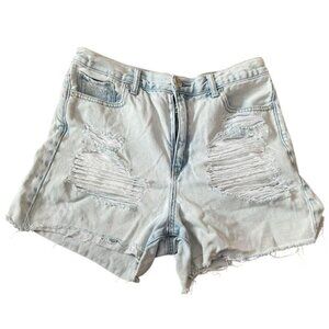 American Eagle Women’s Mom Short Destroyed Cuffed Size 10 Light Wash distressed
